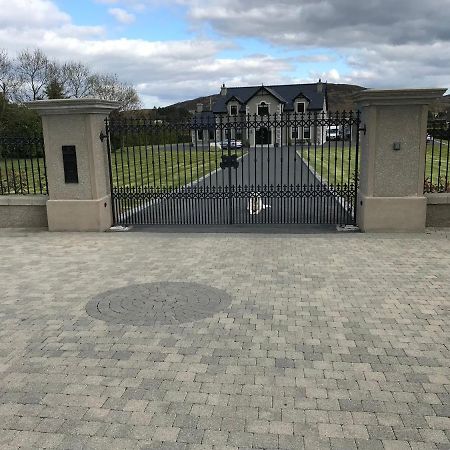 1 Gullion Lodge 뉴리 외부 사진