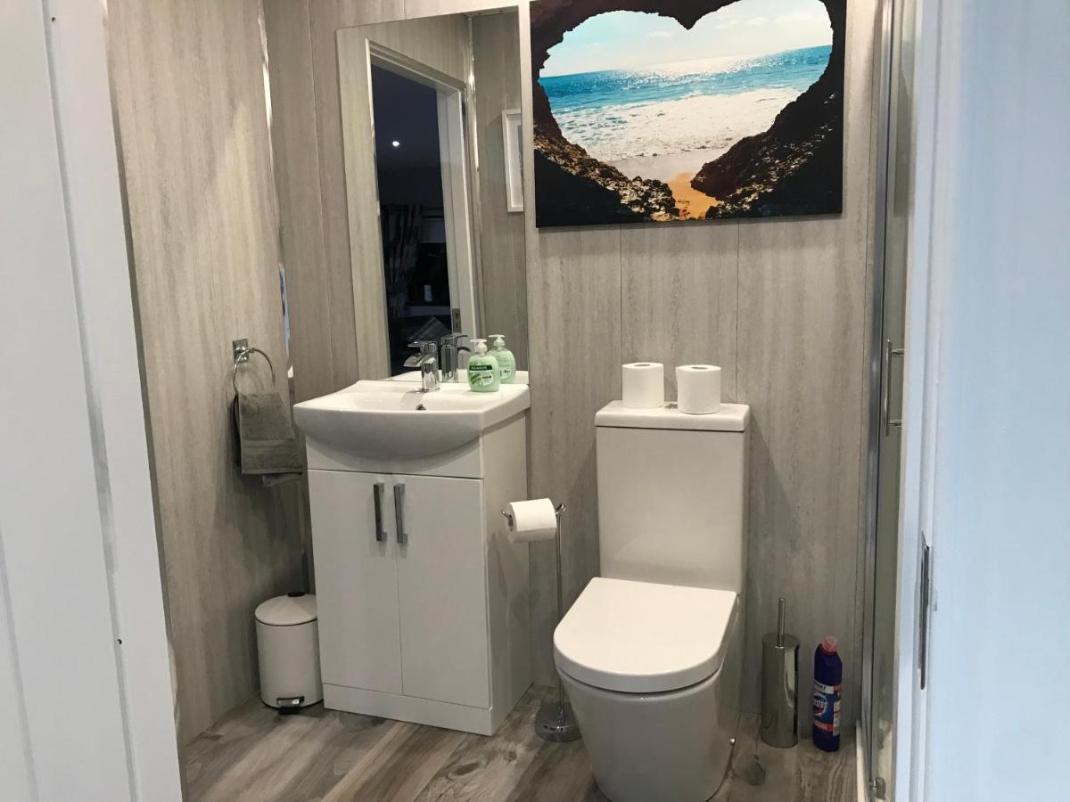 1 Gullion Lodge 뉴리 외부 사진