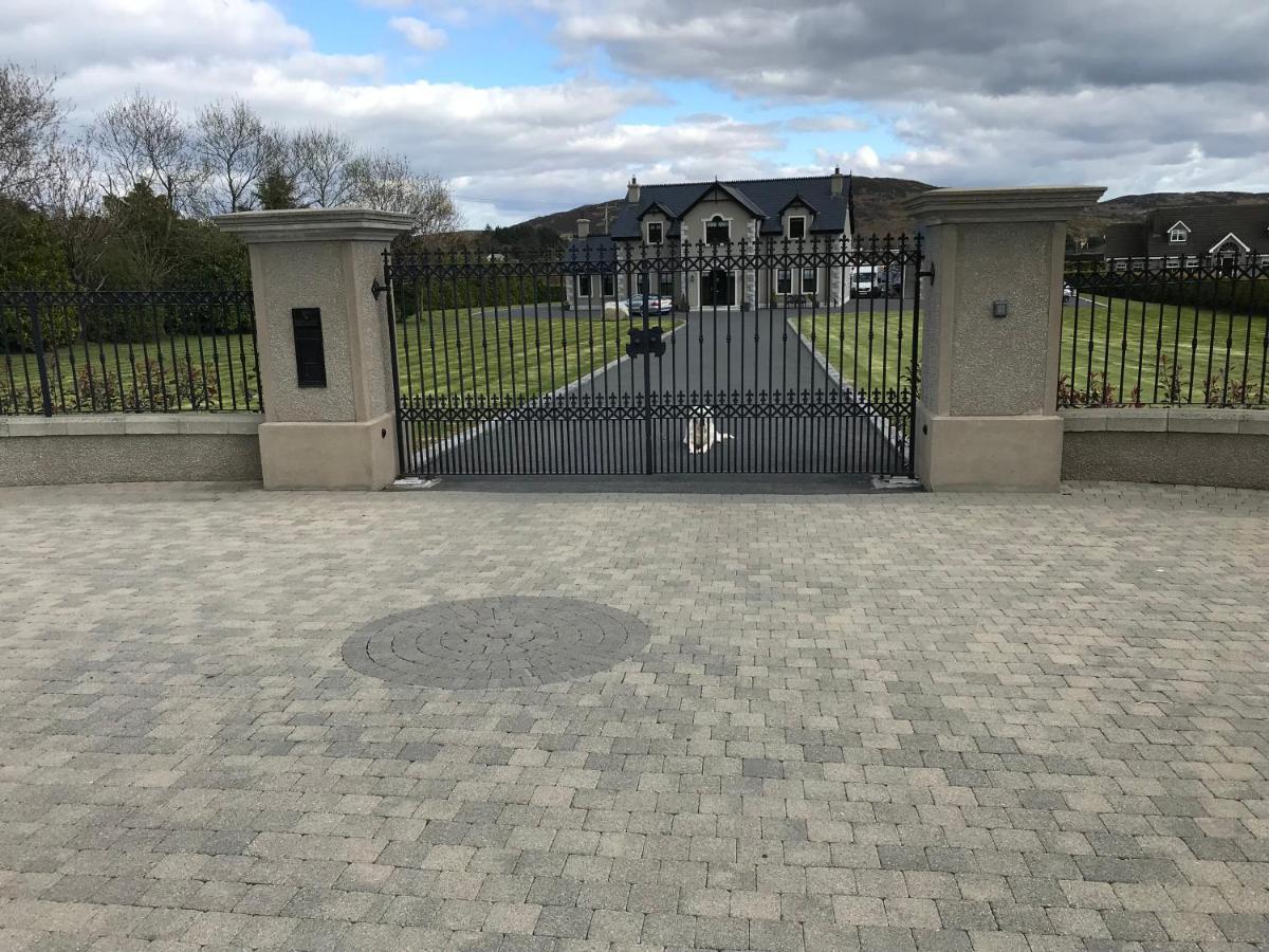1 Gullion Lodge 뉴리 외부 사진